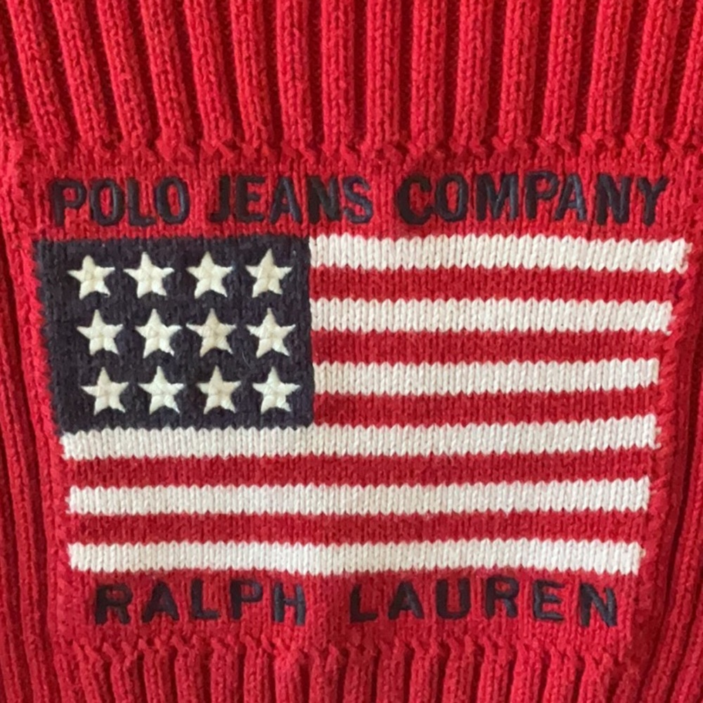 Red Sweater - Picture 8 of 12